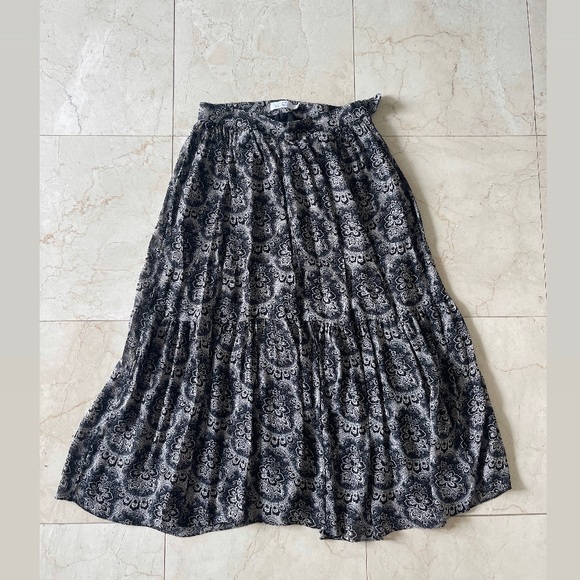 & Other Stories long Skirt - Picture 2 of 13